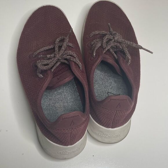 Allbirds Men's Tree Runners Size 8 in Hazy Burgundy with Blizzard Sole - Picture 7 of 7